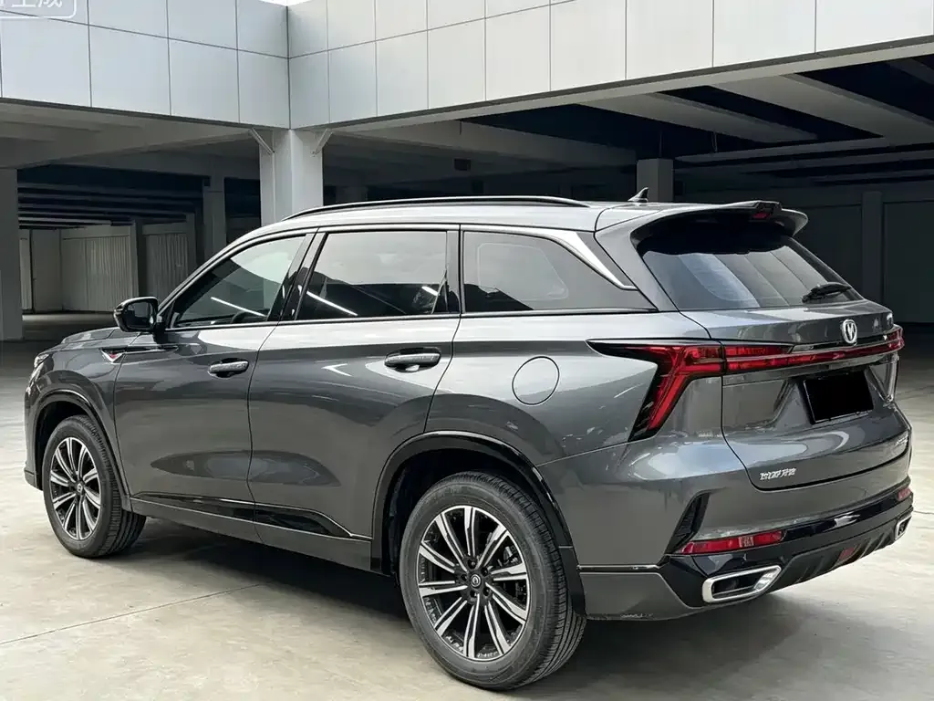 Changan CS75PLUS — фото 5