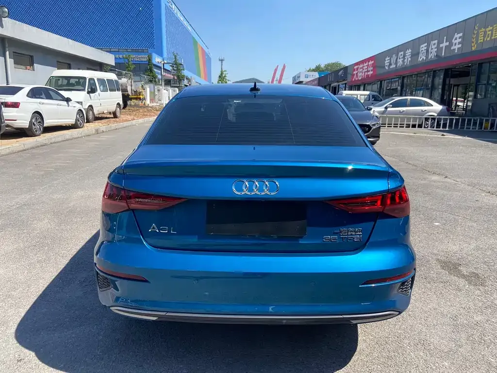 Audi A3 — фото 2