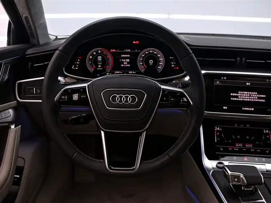 Audi A6L — фото 10