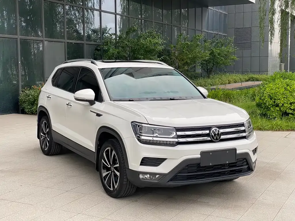 Volkswagen Tharu — фото 9