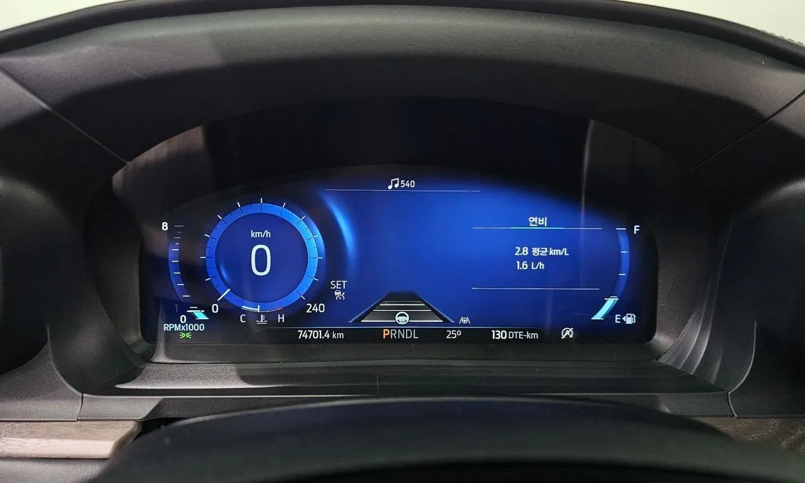 Ford Explorer 2022 из KR, фото 2