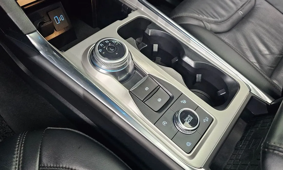 Ford Explorer 2022 из KR, фото 7
