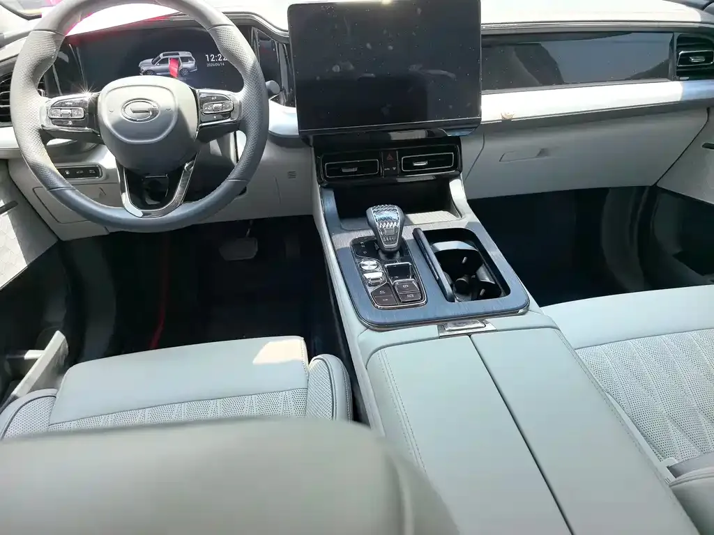 GAC Motor Trumpchi GS8 — фото 3