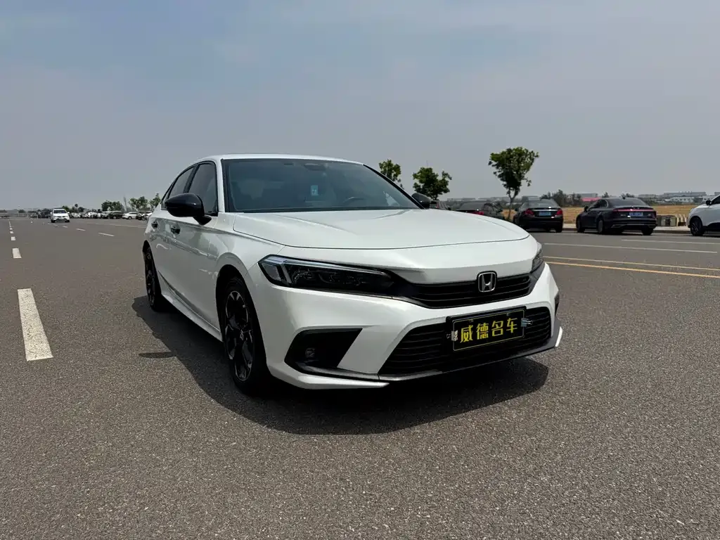Honda Civic — фото 5