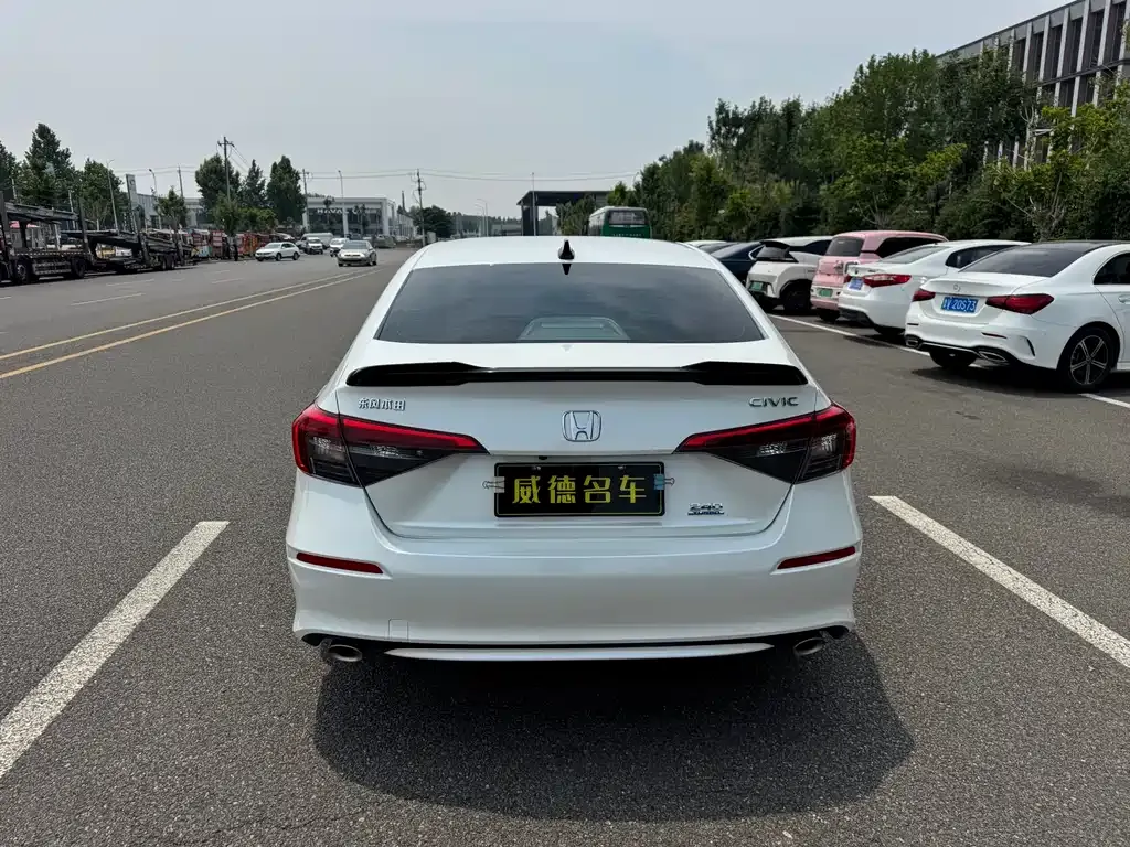 Honda Civic — фото 6