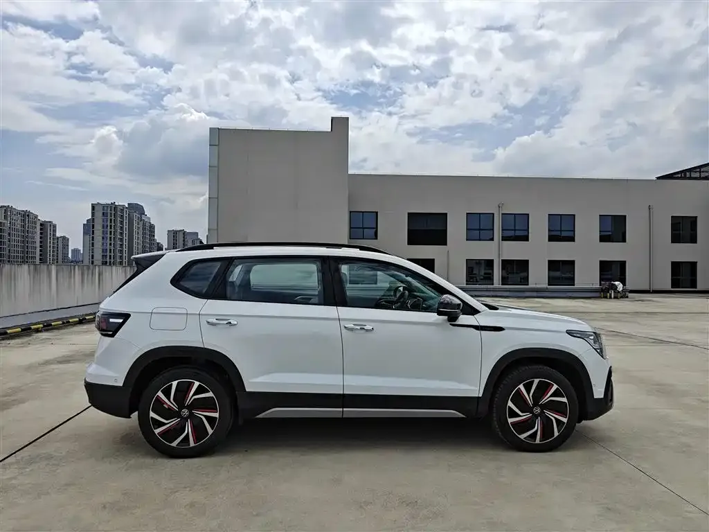 Volkswagen Tharu — фото 6