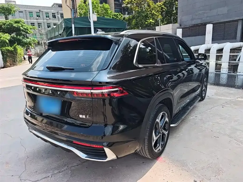 Geely Xingyue L — фото 10