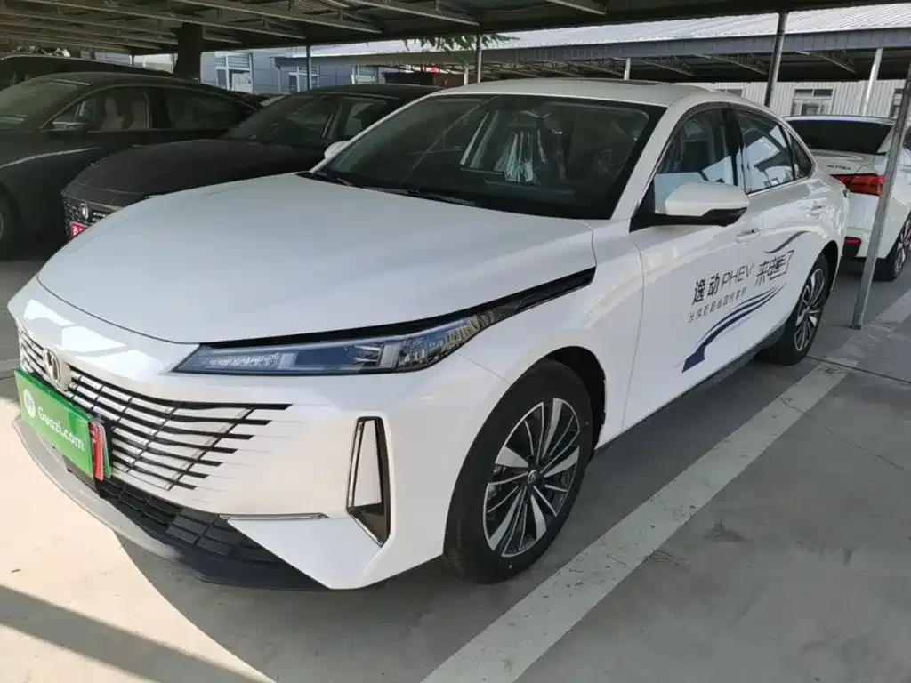 Changan Eado PHEV 2026 из CN, фото 10
