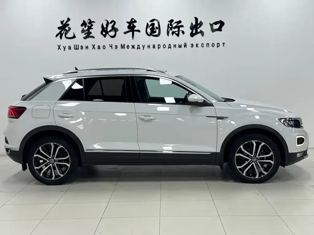 Volkswagen T-Roc — фото 2