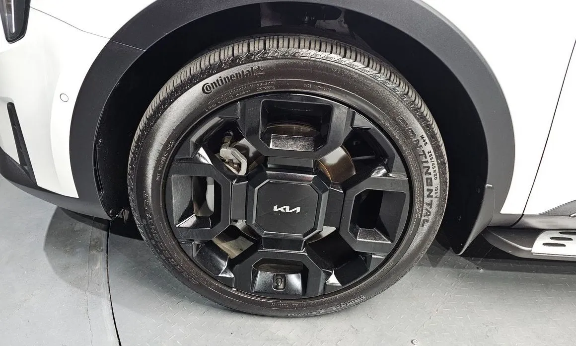 Kia Sorento — фото 10