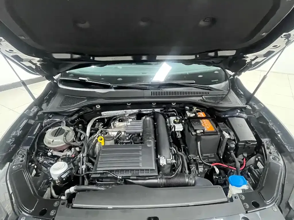 Volkswagen Passat — фото 10