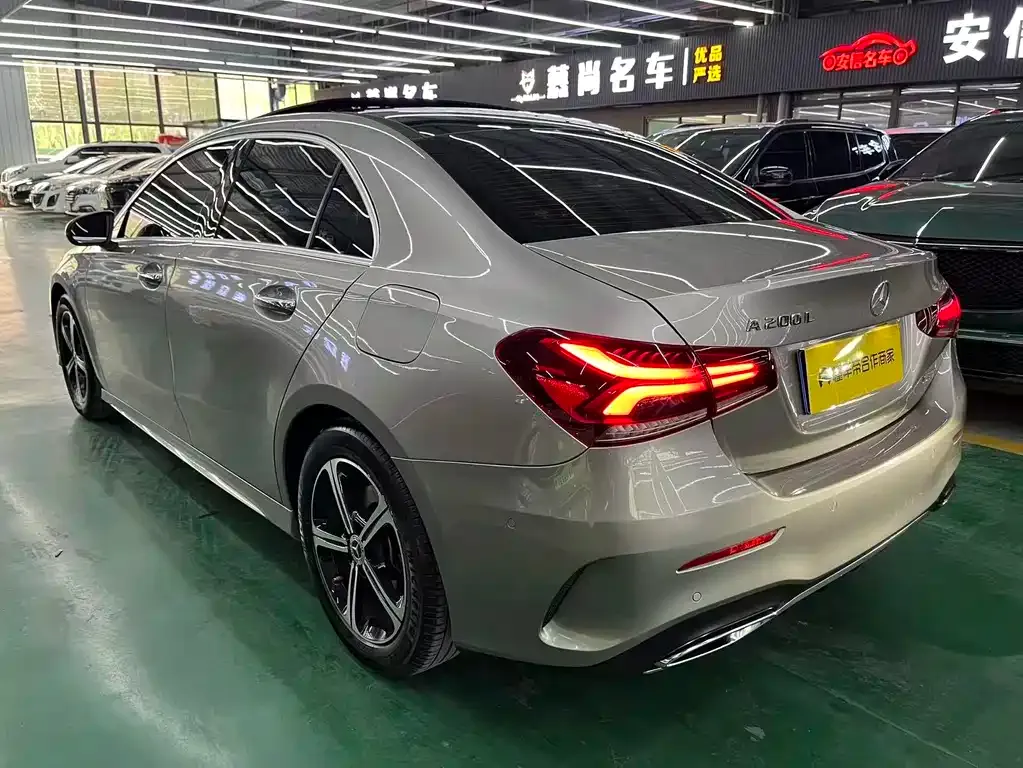 Mercedes-Benz A-Class — фото 10