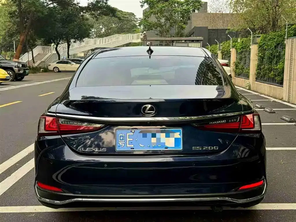 Lexus ES 2022 из CN, фото 9