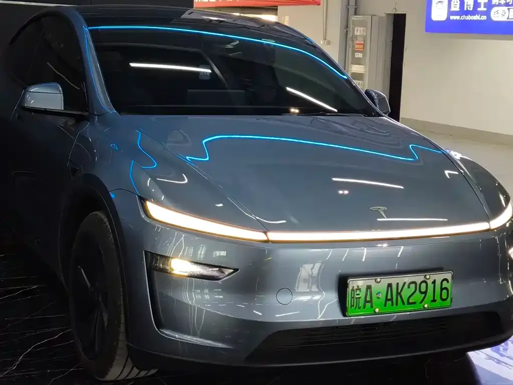 Tesla Model Y — фото 6