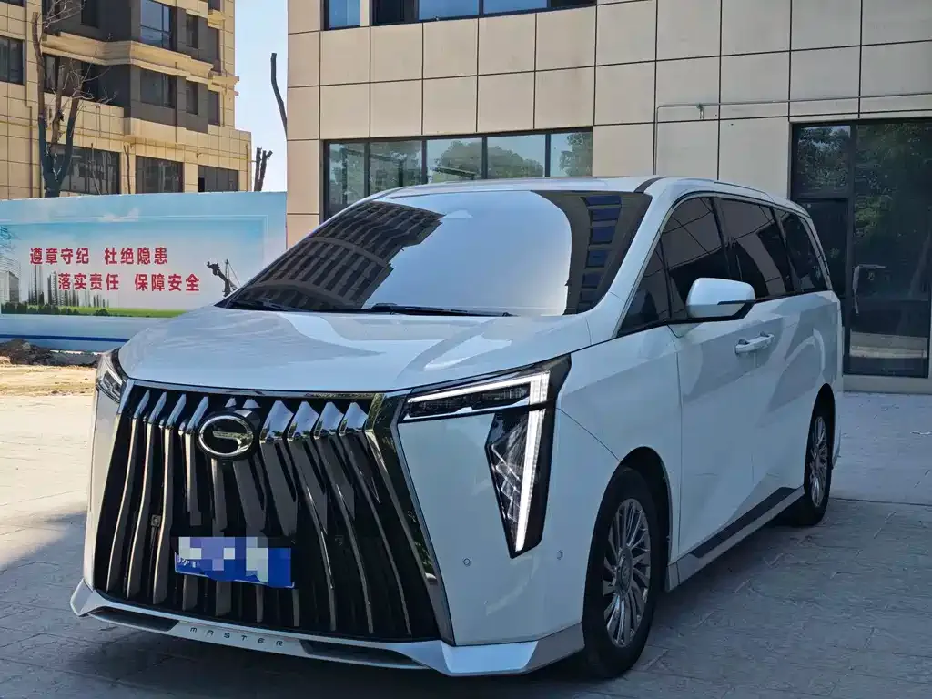 GAC Motor Trumpchi M8 — фото 1
