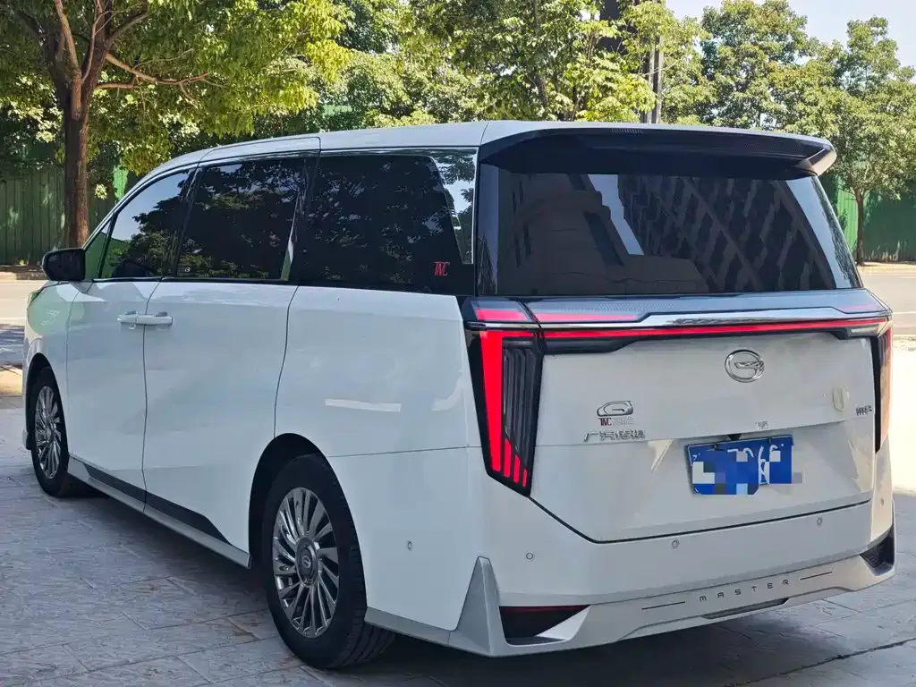 GAC Motor Trumpchi M8 — фото 6