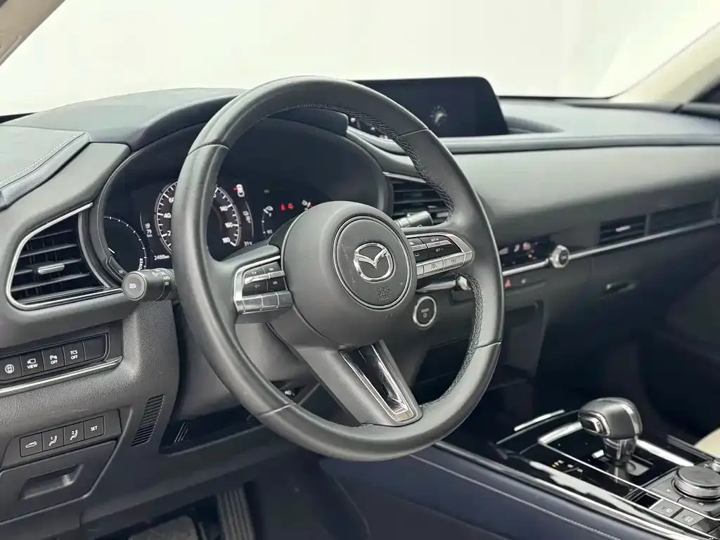 Mazda CX-30 EV 2022 из CN, фото 10