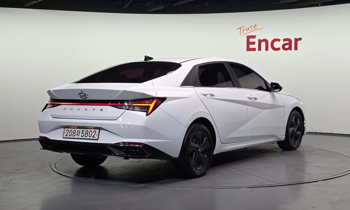 Hyundai AVANTE 2021 из KR, фото 8