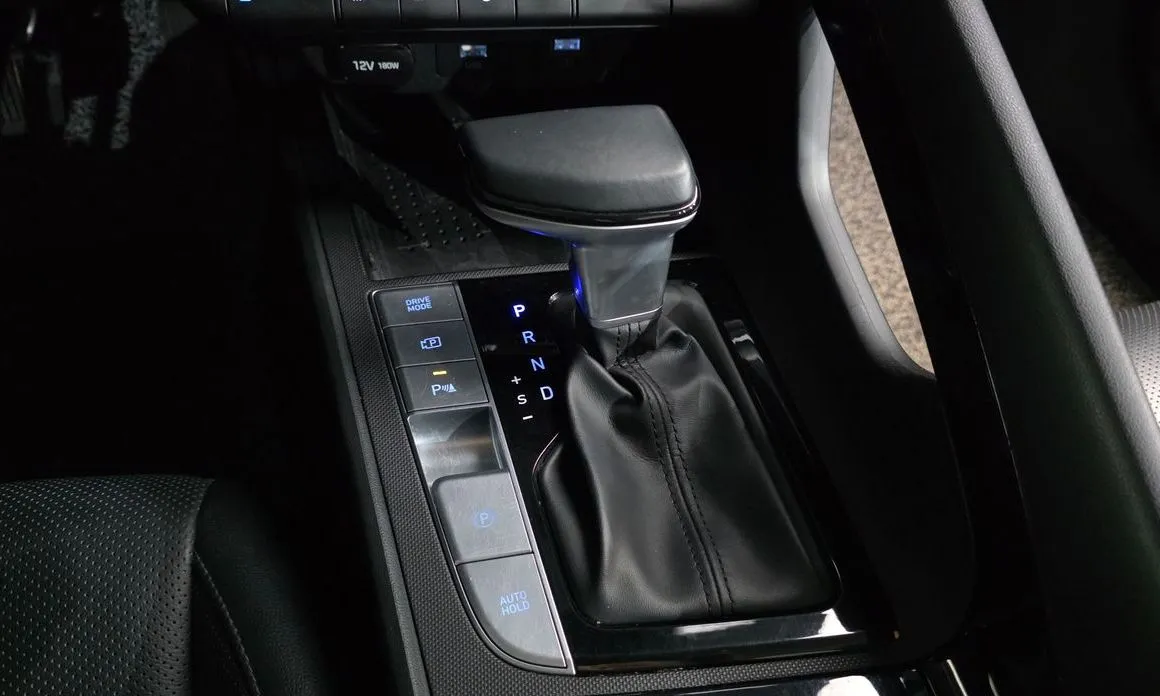 Hyundai AVANTE 2021 из KR, фото 7