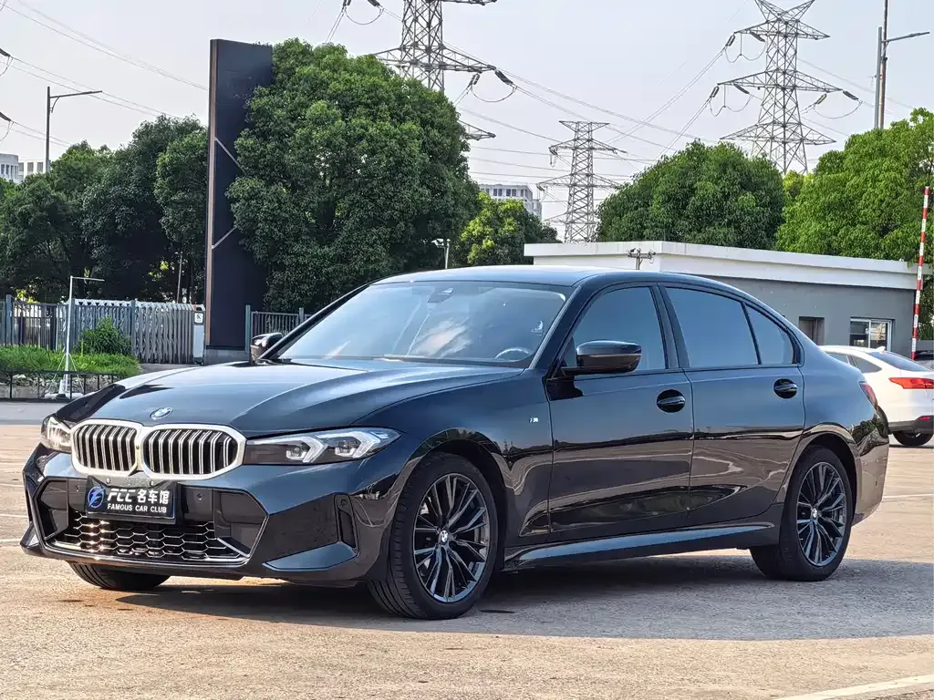 BMW 3 Series 2023 из CN, фото 1