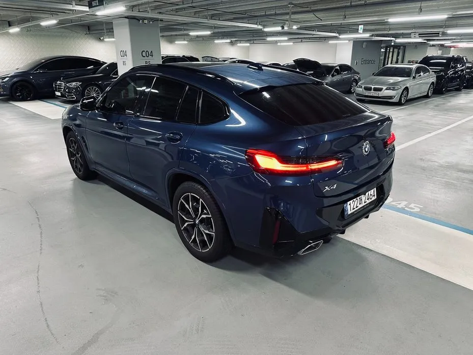BMW X4 2022 из KR, фото 6