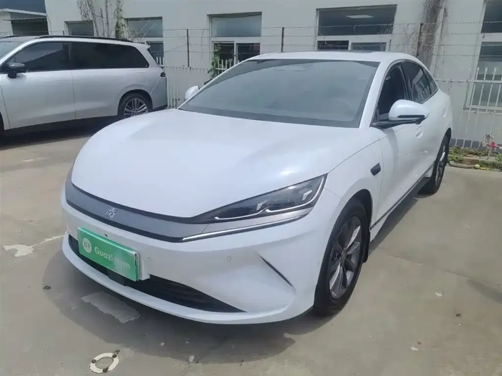 BYD Qin L — фото 1