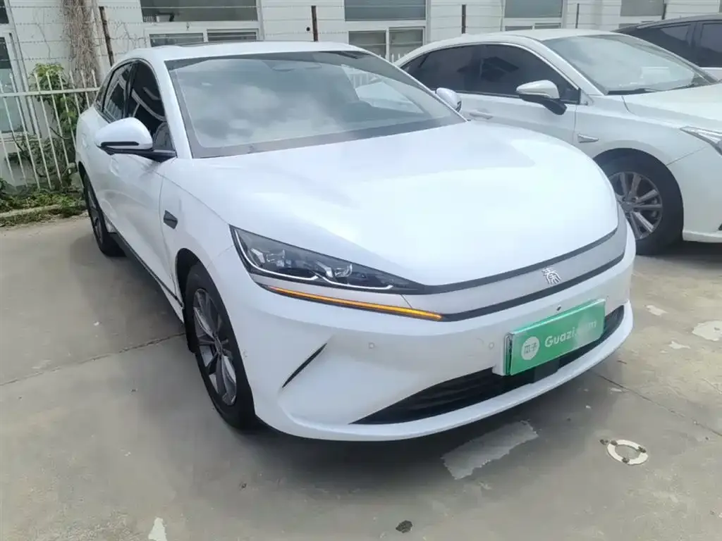 BYD Qin L — фото 9