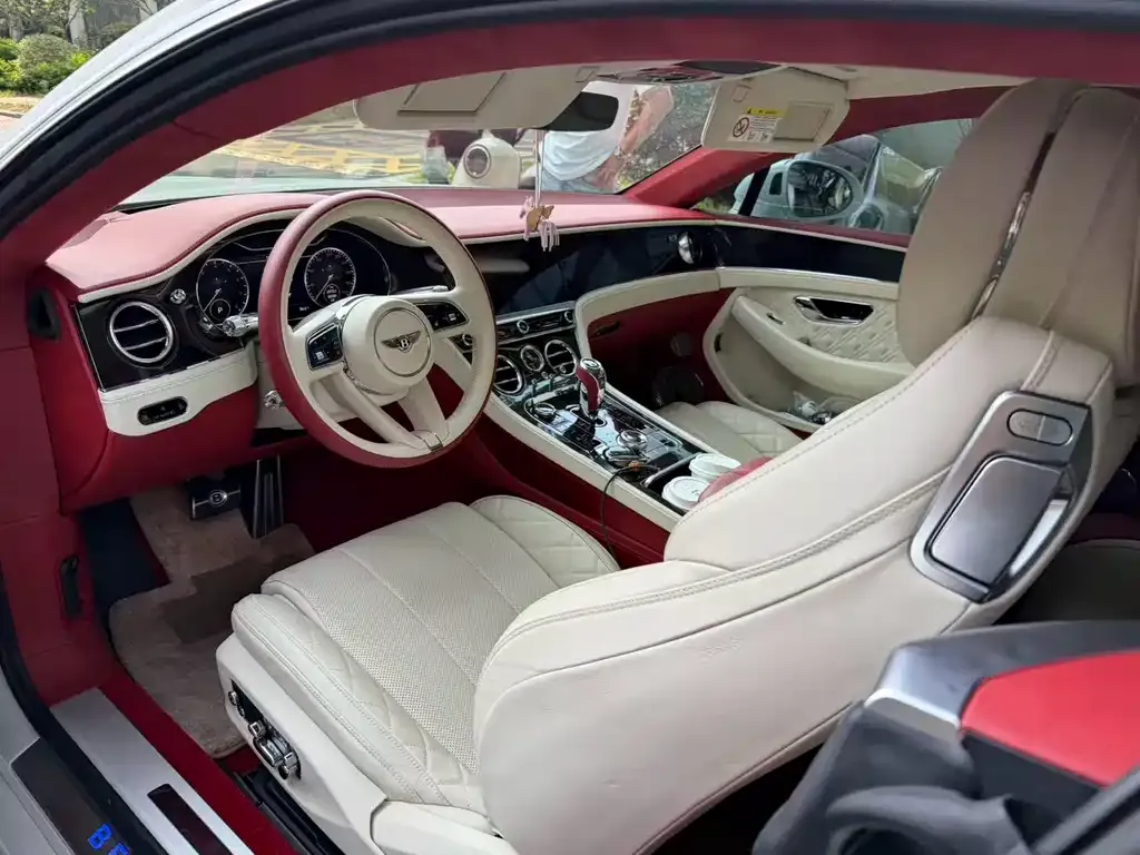 Bentley Continental — фото 4