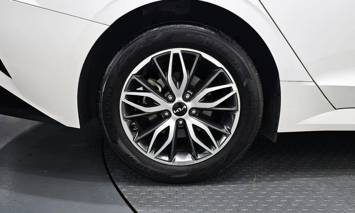 Kia K5 2023 из KR, фото 9