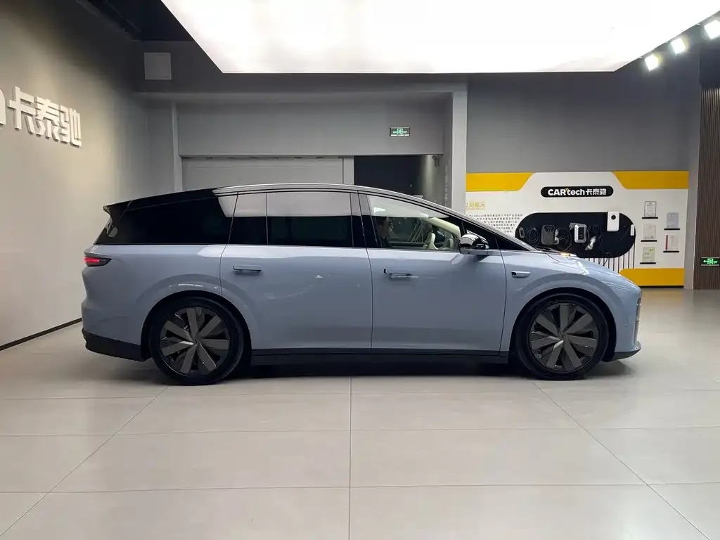 Li Auto i8 2025 из CN, фото 6