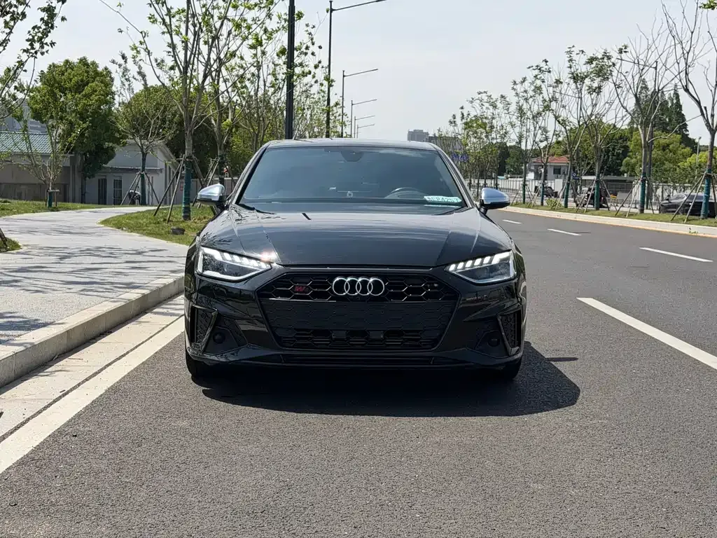 Audi S4 — фото 9