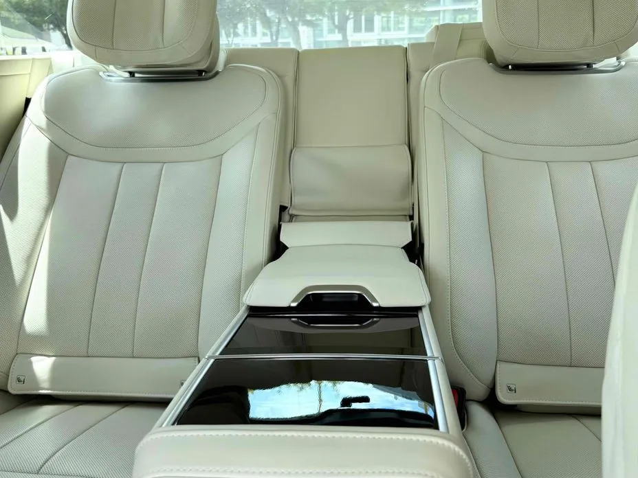 Land Rover Range Rover 2025 из KR, фото 2