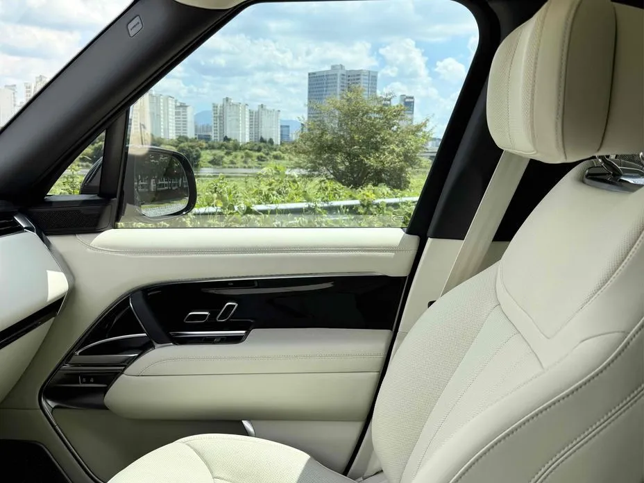 Land Rover Range Rover 2025 из KR, фото 4