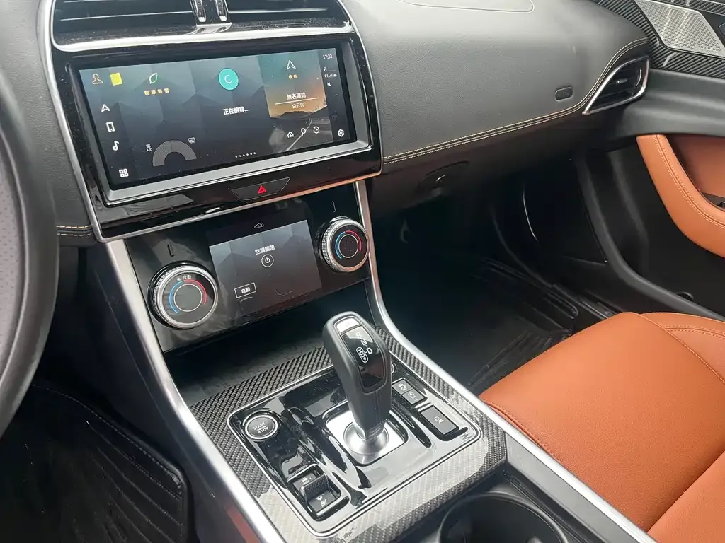 Jaguar XEL 2024 из CN, фото 8