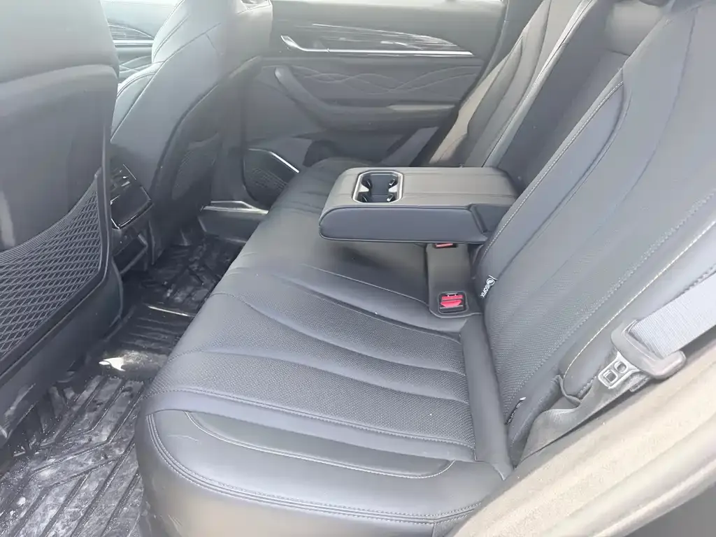 Geely Xingyue L 2024 из CN, фото 3