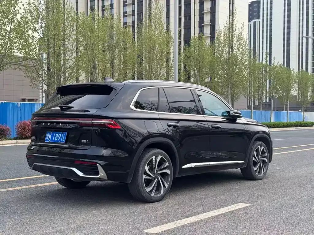 Geely Xingyue L — фото 9