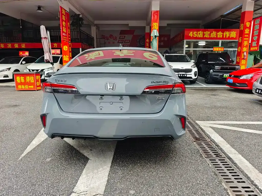 Honda Inspire — фото 9