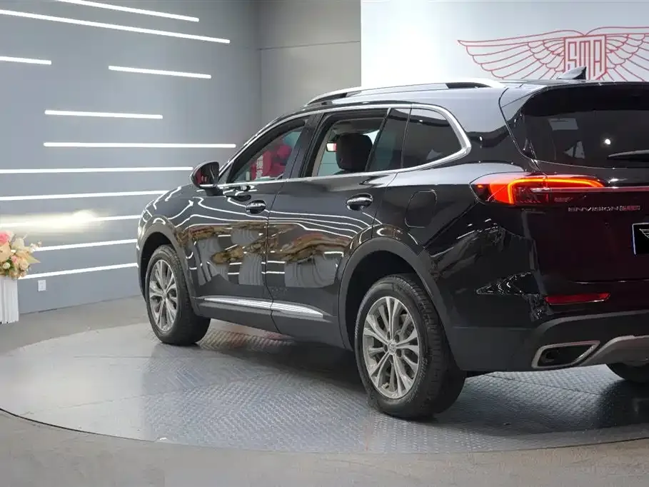 Buick Envision Plus — фото 5