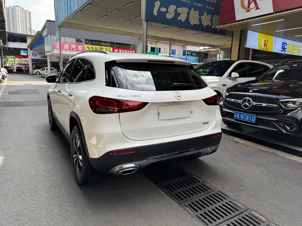 Mercedes-Benz GLA 2023 из CN, фото 9