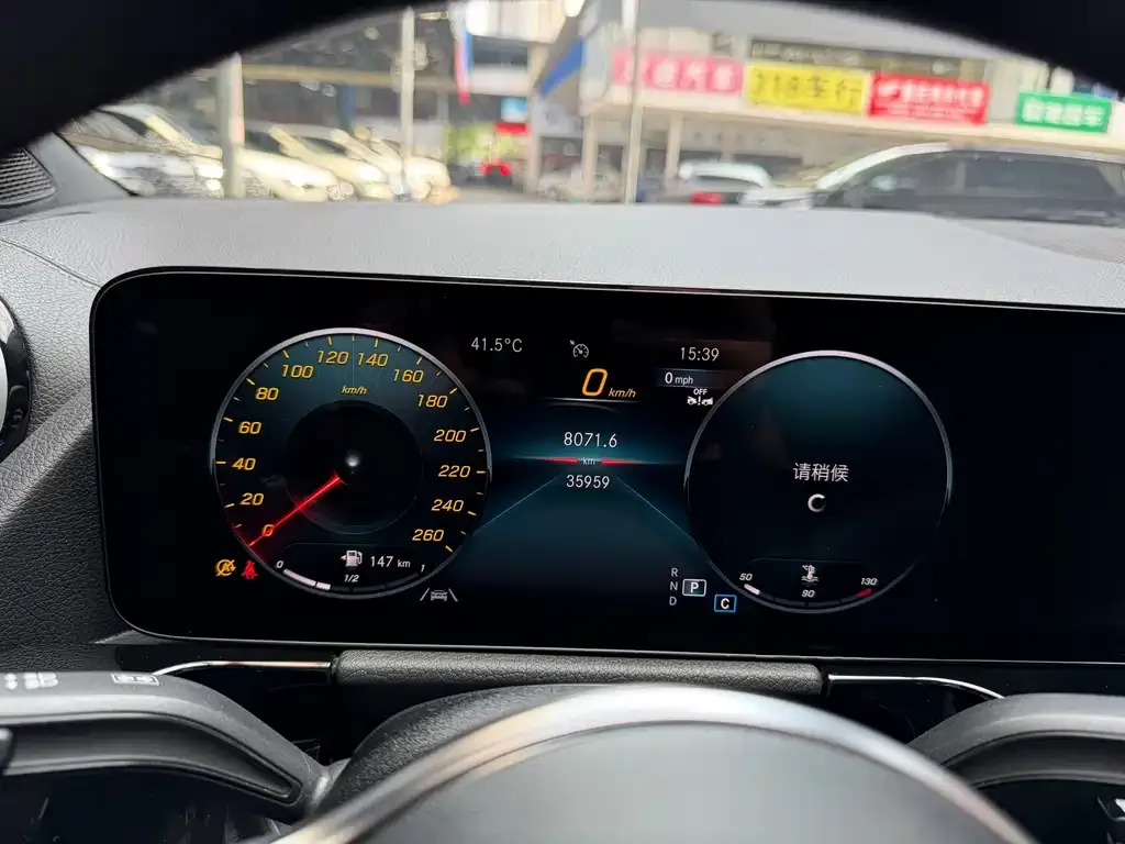 Mercedes-Benz GLA 2023 из CN, фото 2