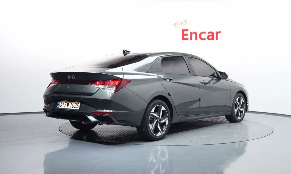 Hyundai AVANTE — фото 2