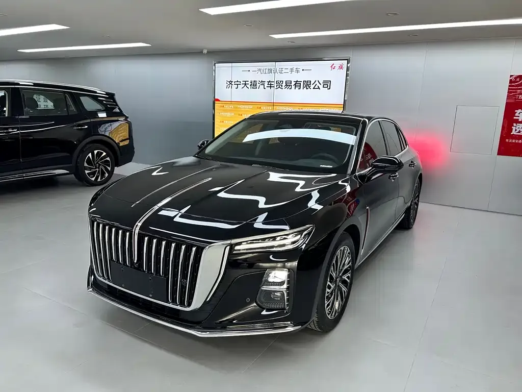 Hongqi H5 — фото 1