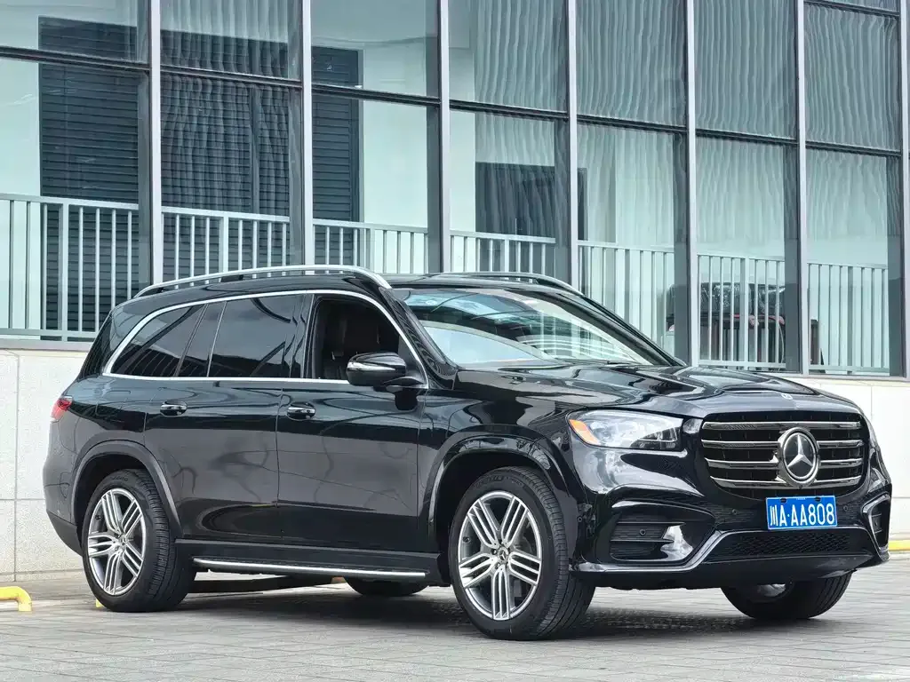 Mercedes-Benz GLS — фото 1