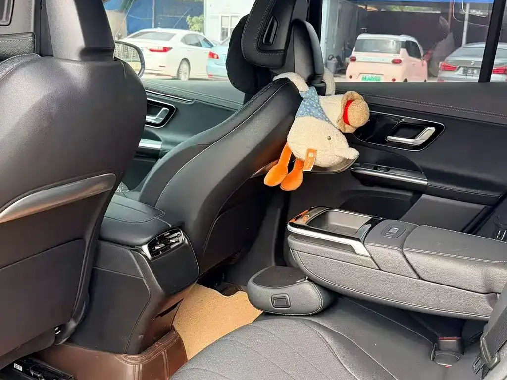 Mercedes-Benz EQE SUV 2024 из CN, фото 2