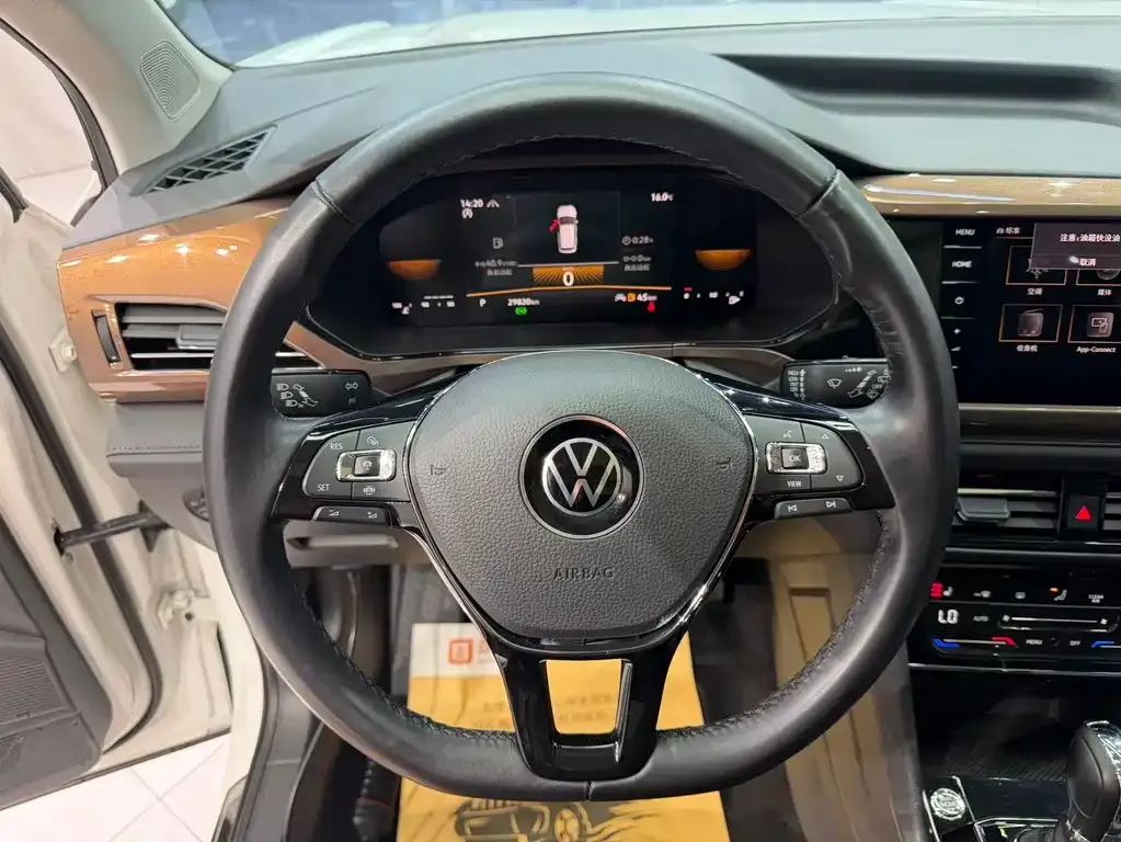 Volkswagen Tharu — фото 6