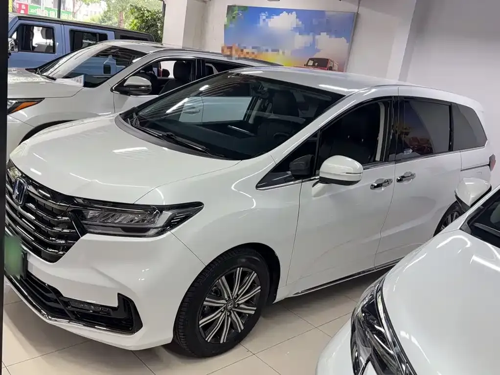 Honda Odyssey 2024 из CN, фото 3