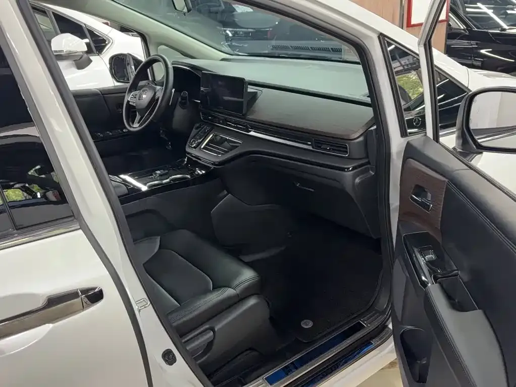 Honda Odyssey 2024 из CN, фото 4