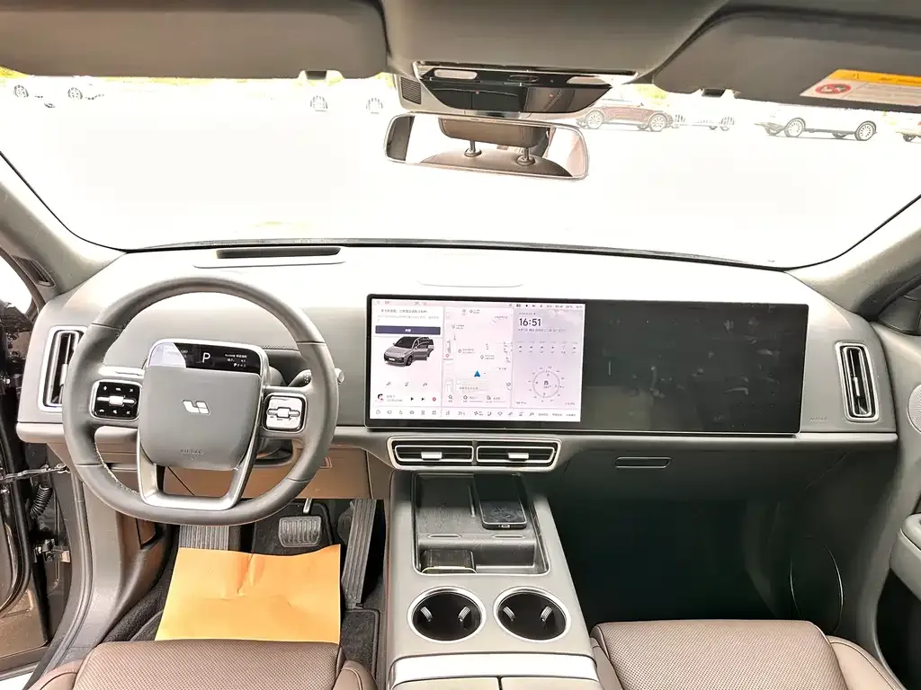 Li Auto L8 2024 из CN, фото 4