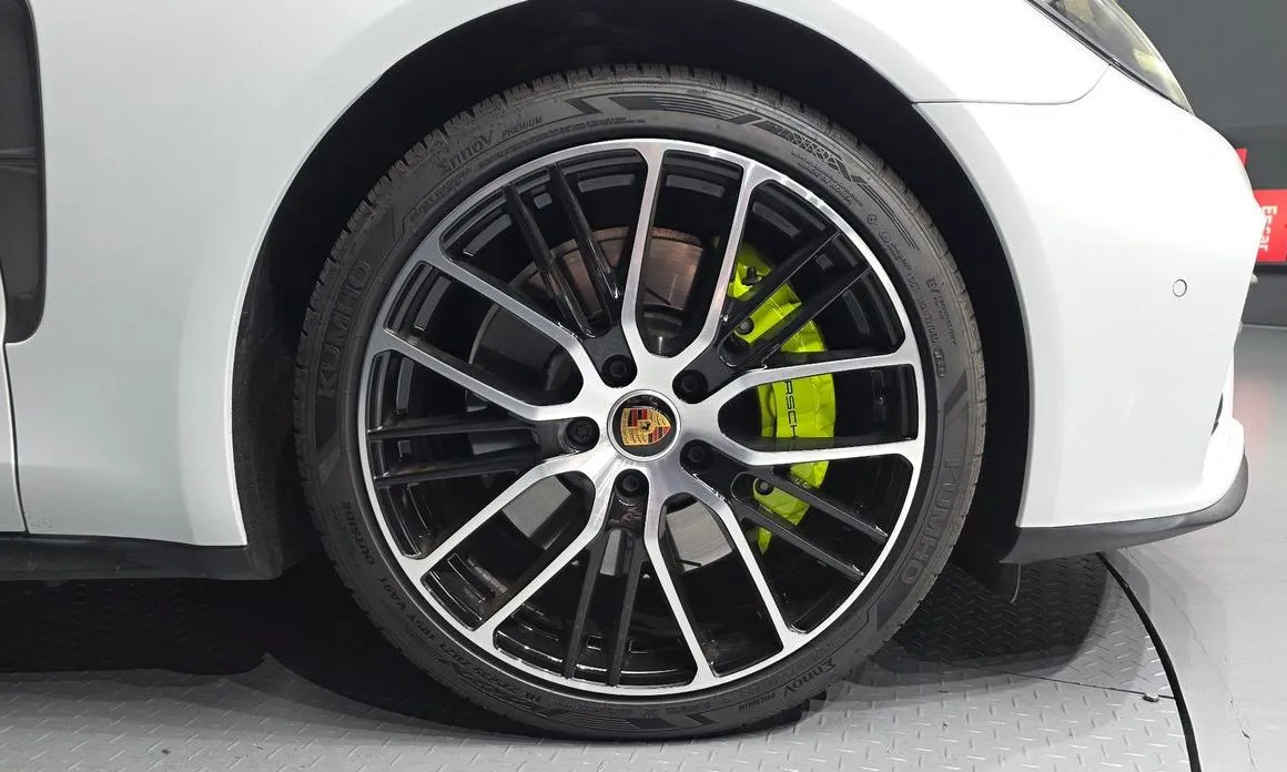 Porsche Panamera 2023 из KR, фото 8