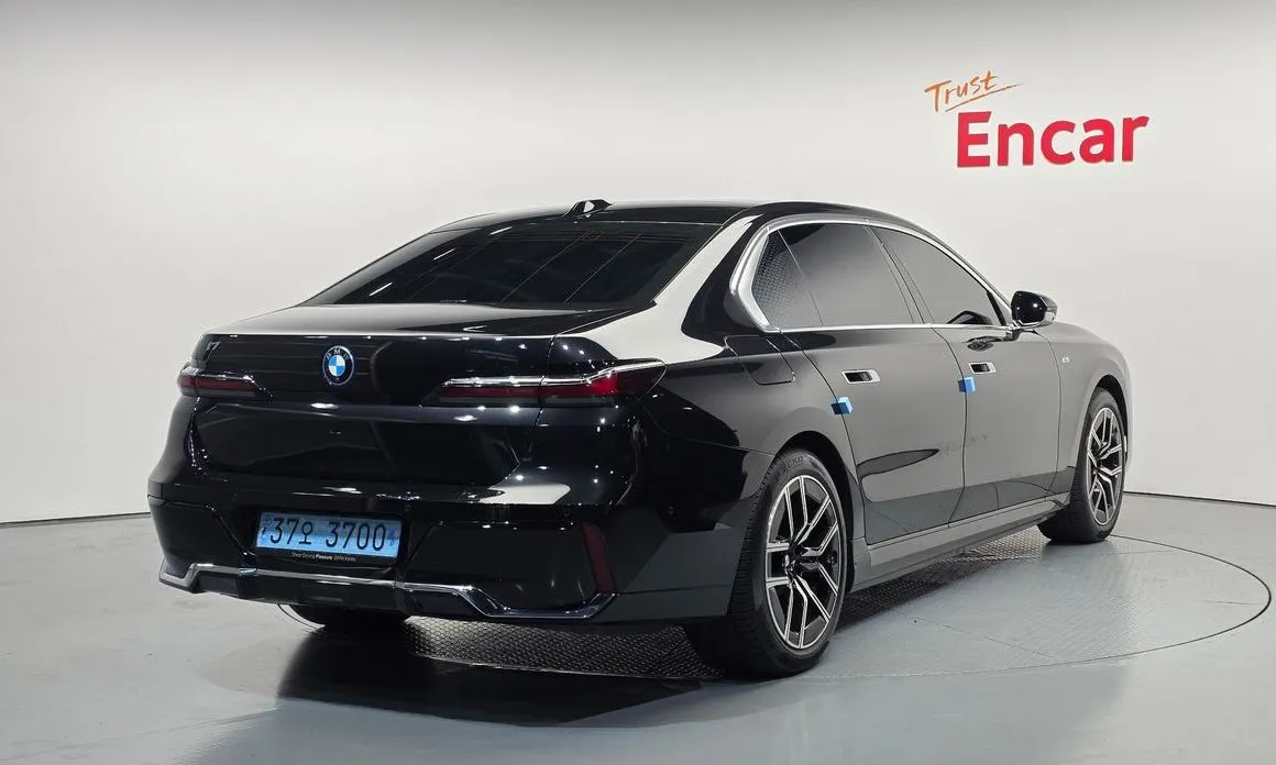 BMW i7 2024 из KR, фото 4